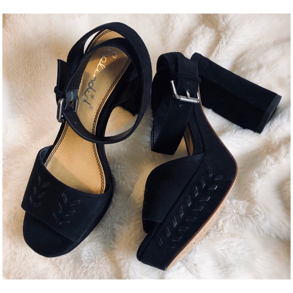 NWOB Splendid Neesha Platform Heels!!! 😍